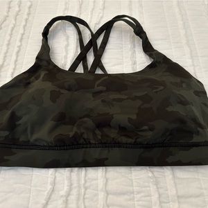 Lululemon • Energy Sports Bra • Size 10 • Camo